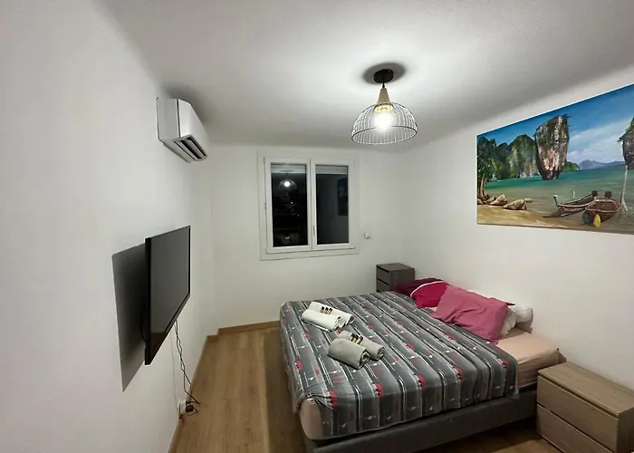 Appartement Climatise Avec Balcon